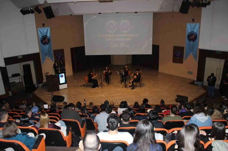 Toplumsal Duyarlılık ve Katkı Projeleri’nde Spor Bilimleri Fakültesi birinci oldu