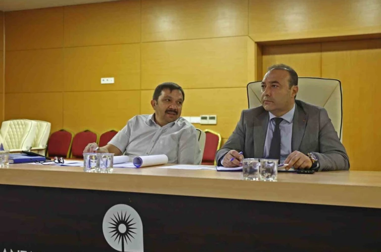 Toptancı haller için sezon öncesi koordinasyon toplantısı yapıldı