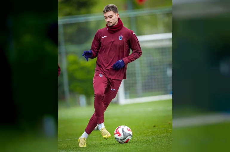 Trabzonspor, Ernest Muçi ile 3+1 yıllık sözleşme imzaladı
