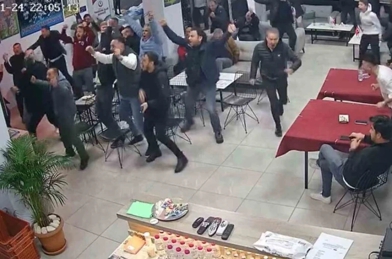 Trabzonspor gol attı taraftarlar böyle coştu