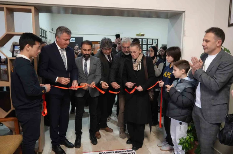 Trafik kazasında hayatını kaybeden öğrencinin adı okulundaki kütüphanede yaşatılacak