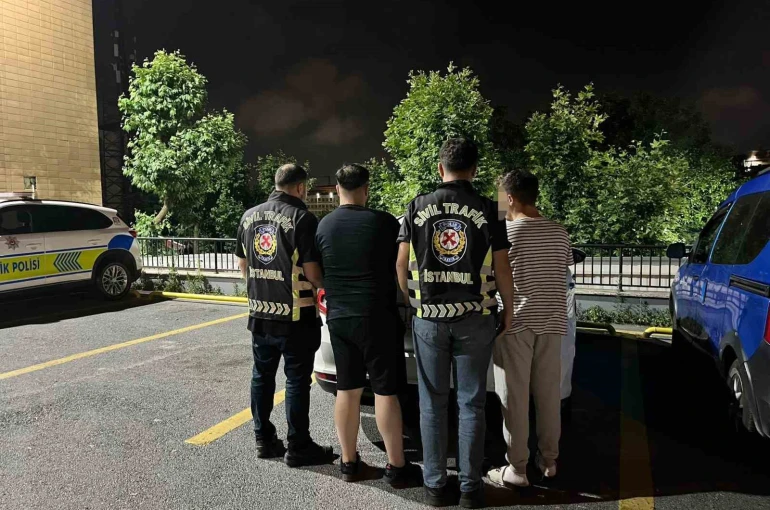 Trafikte tehlikeli sürüşe 70 bin TL ceza: İki sürücü hakkında adli işlem başlatıldı 
