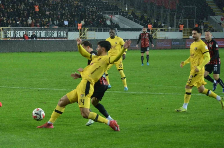 Trendyol 1. Lig: Çorum FK: 2 - İstanbulspor: 3