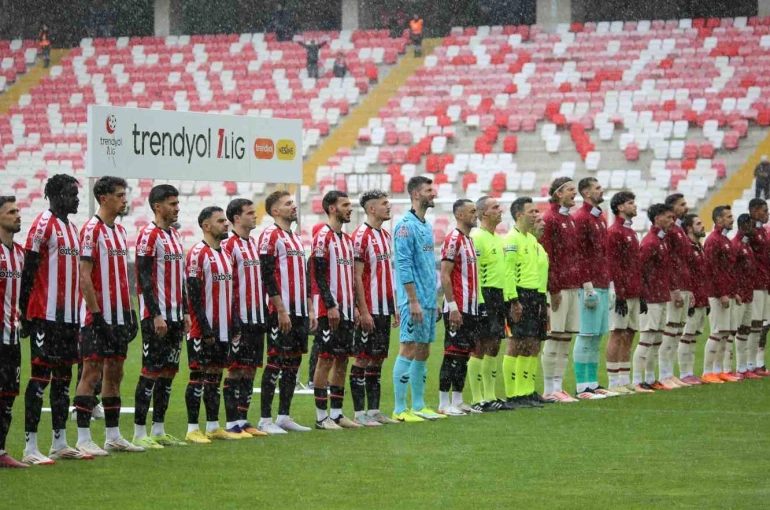 Trendyol 1. Lig: Özbelsan Sivasspor: 2 - Bandırmaspor: 0