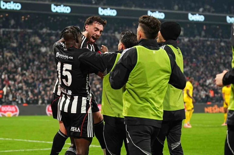 Trendyol Süper Lig: Beşiktaş: 4 - Göztepe: 0 (Maç sonucu)