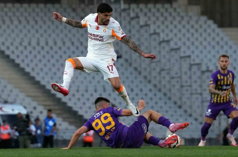 Trendyol Süper Lig: Eyüpspor: 0 - Galatasaray: 0 (Maç devam ediyor)