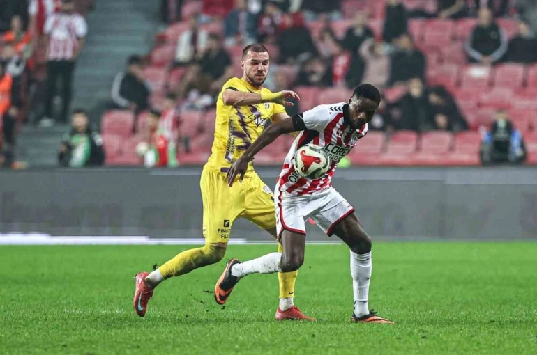 Trendyol Süper Lig: Samsunspor: 1 - Eyüpspor: 0 (Maç sonucu)