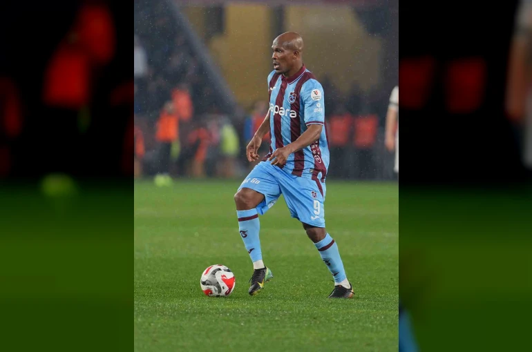 Trendyol Süper Lig: Trabzonspor: 1 - RAMS Başakşehir: 1 (Maç sonucu)