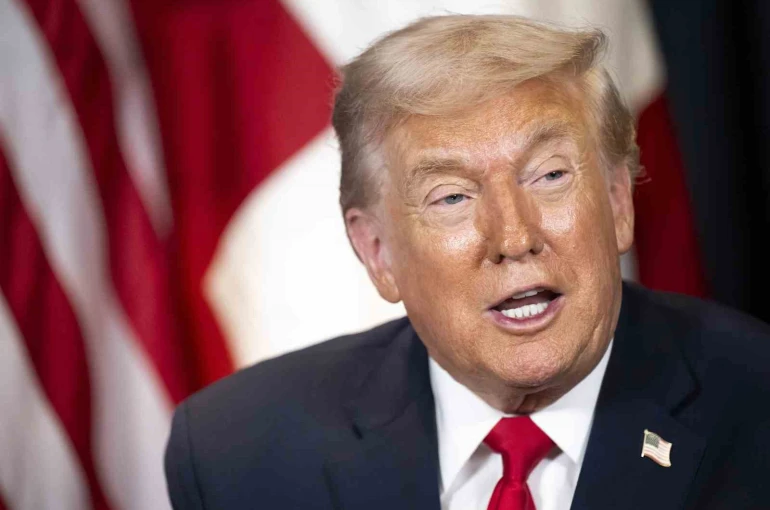 Trump: "Çin, bir zamanlar büyük bir ülke olan Kanada’yı tamamen ele geçiriyor"