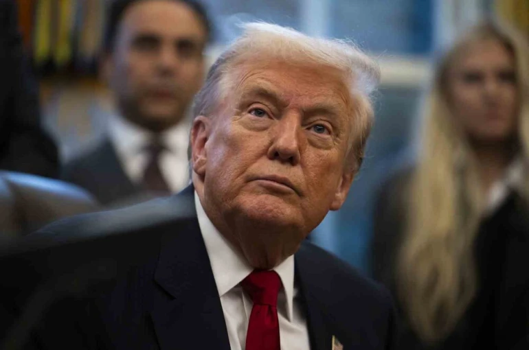 Trump: "Demokratlar, Epstein aldatmacasını tekrar gündeme getirmeye çalışıyorlar"