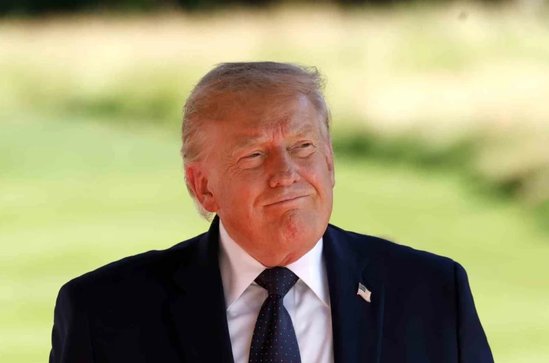Trump: "İngiltere Başbakanı Starmer istifa edecek"