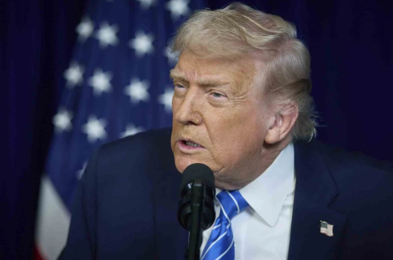 Trump: "Maduro, yargılanmak üzere New York’a getiriliyor"