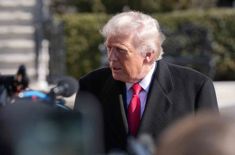 Trump, Orta Doğu’ya ikinci bir uçak gemisi filosu gönderileceğini doğruladı