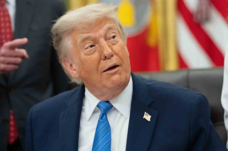 Trump: "Tercihim her zaman Hark Adası’nı almak olurdu"