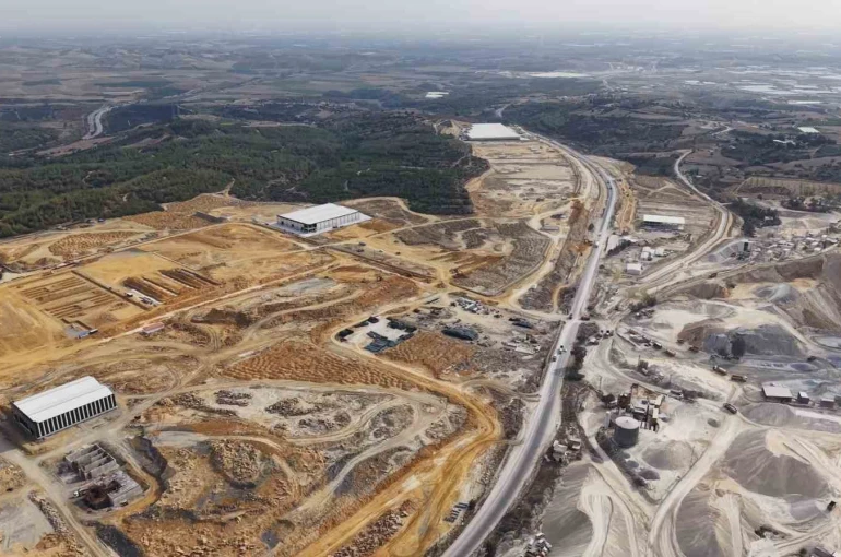 TÜİOSB’den sanayicilere 200 bin metrekarelik yeni yatırım fırsatı