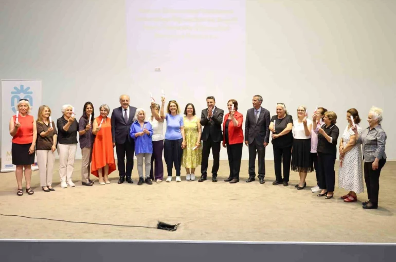 Tunceli’de anlamlı mezuniyet buluşması