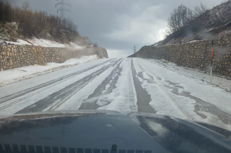 Tunceli’de dolu yağışı etkili oldu: Sürücüler zor anlar yaşadı