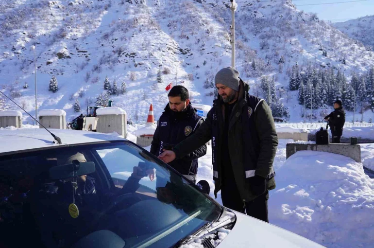 Tunceli’de düzensiz göçle mücadelede huzur uygulaması yapıldı