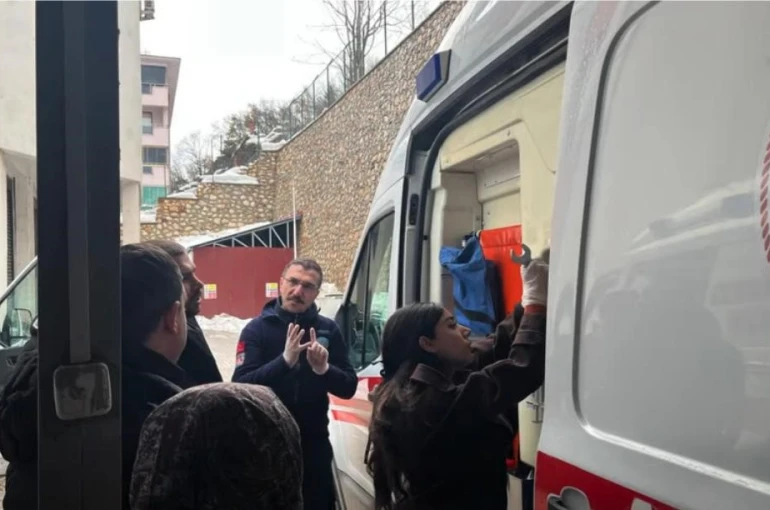 Tunceli’de göreve başlayan personele oksijen tüpü eğitimi verildi