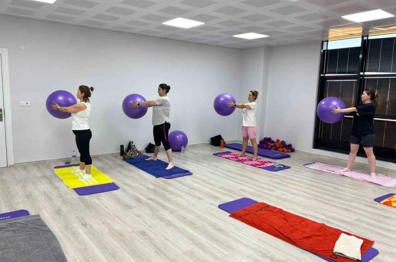 Turgutlu’da kadınlar spora ritmiyle güç katıyor