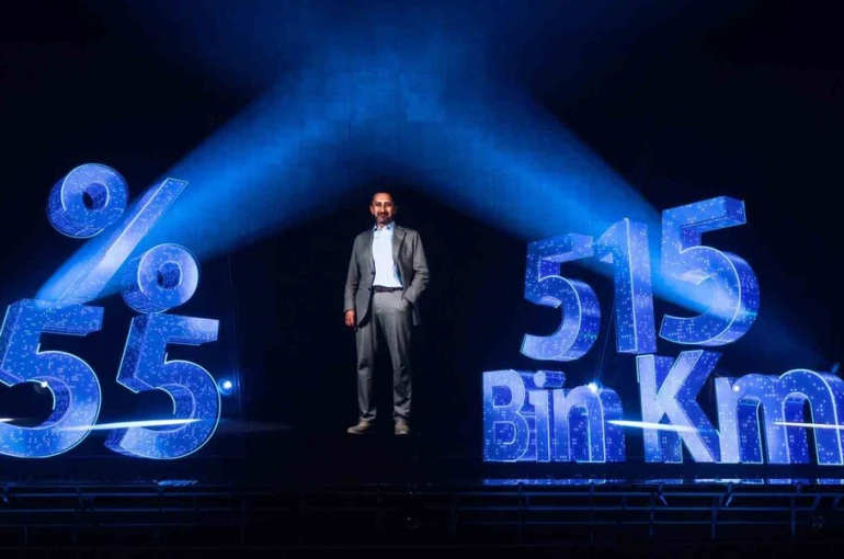 Türk Telekom’dan 5G hologram ile canlı basın toplantısı
