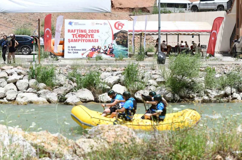 Türkiye Rafting Şampiyonası 3. ayak yarışları Van’da başladı