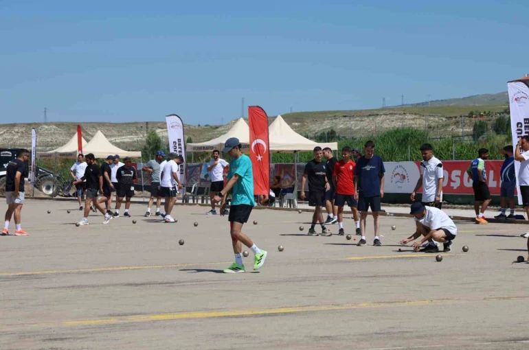 Türkiye Ümitler ve Büyükler Bocce Volo Şampiyonası Nevşehir’de başladı