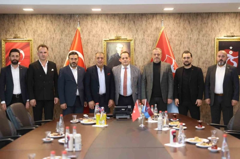 TÜRSAB Doğu Karadeniz’den Trabzonspor’a ziyaret