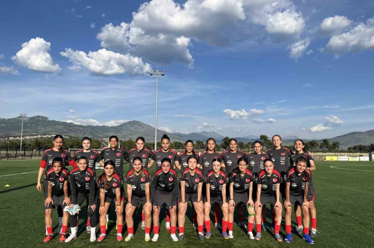U16 Kız Milli Takımı, Ukrayna maçına hazır