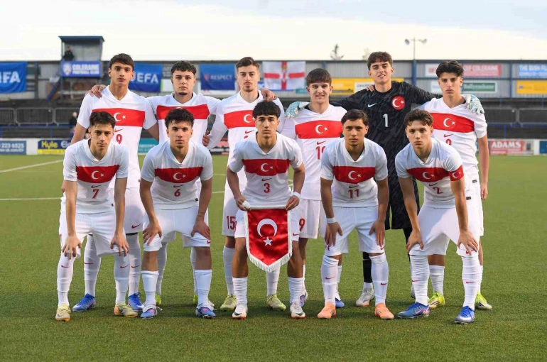 U17 Milli Takımı, İspanya karşısında