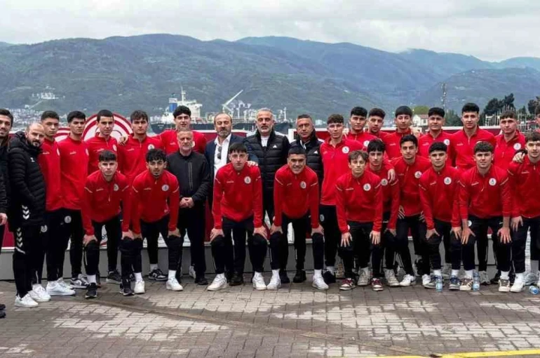 U18 Türkiye Futbol Şampiyonası’nda Körfez Gençlerbirliği sahaya çıkıyor