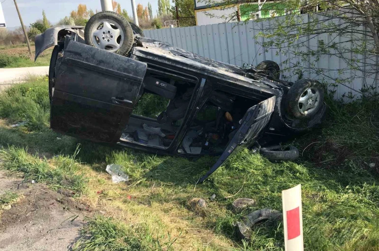 Üç aracın karıştığı kazada 3 yaralı
