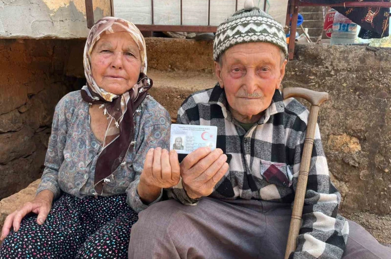 Üç evladını toprağa verdi, asırlık ömrünü doğayla iç içe sürdürdü