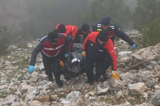 Uçurumda bulunan ceset olayında 4 kişi tutuklandı