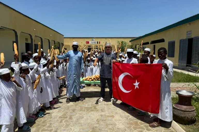 UKABDER gönüllülerinden Afrika’ya iyilik çıkartması