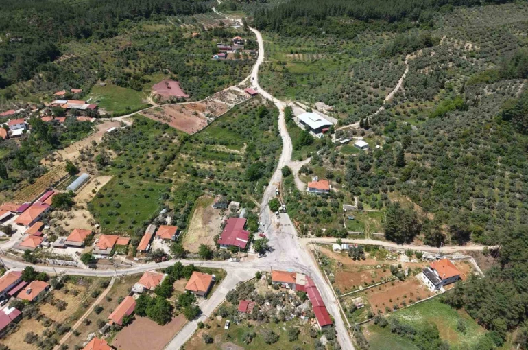 Ula Kızılağaç ile Menteşe Yenice Mahalleleri arasındaki içme suyu altyapısı yenileniyor