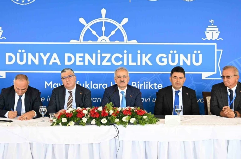 Ulaştırma ve Altyapı Bakanı Abdulkadir Uraloğlu: "Türkiye denizcilikte ilk 10’da"