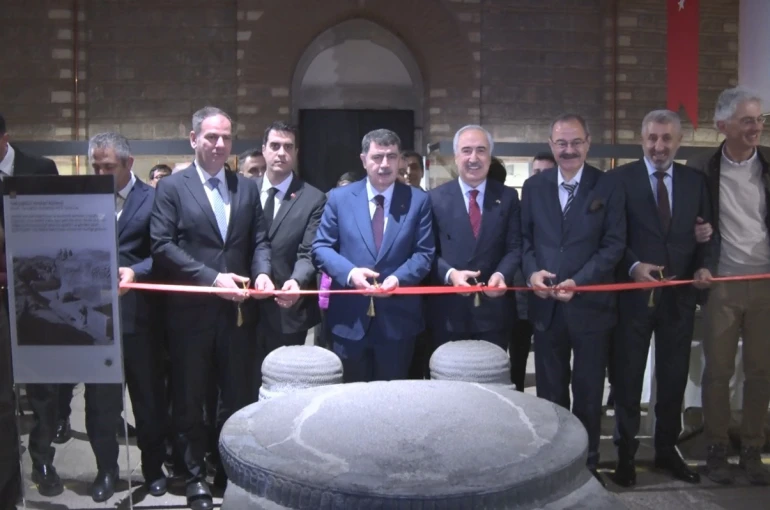 Uluslararası kazıların ürünü Karkamış eserleri sergide: 100 yıllık parça tamamlandı