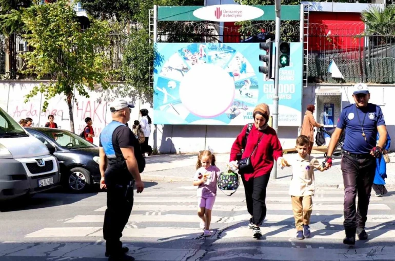 Ümraniye Belediyesi’nden yeni eğitim öğretim yılına güvenli başlangıç