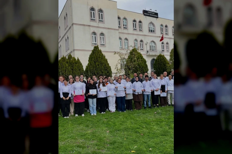 Üniversiteli aşçıların balık temalı yarışması nefes kesti