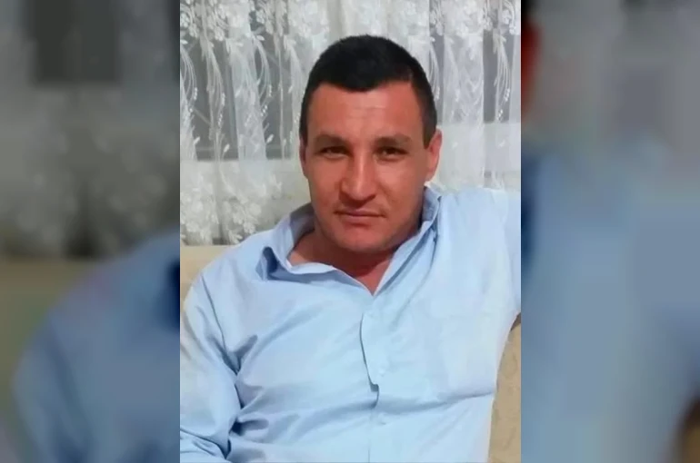 Unuttuğu telefonunu almaya giderken arabanın çarptığı servis şoförü hayatını kaybetti