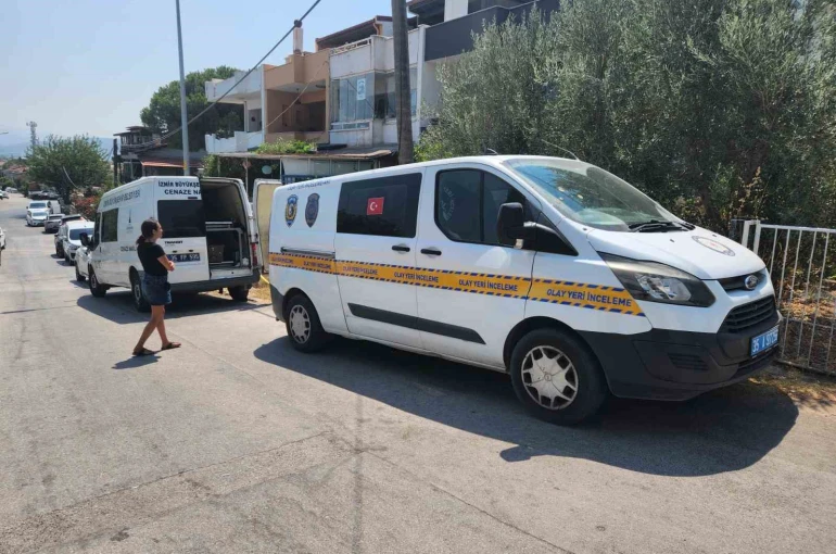 Urla’da korkunç olay: Anne ve oğlu evde ölü bulundu