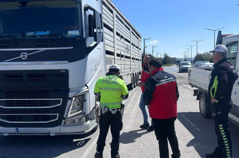 Uşak’ta hayvan sağlığı ve halk sağlığı için denetimler sürüyor
