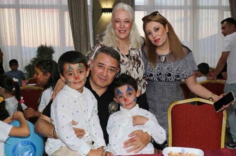 Uyum programına başlayan öğrencilere, polis evinde motivasyon programı 