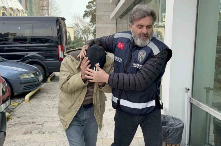 Uyuşturucu hapla yakalanan şüpheliye adli kontrol