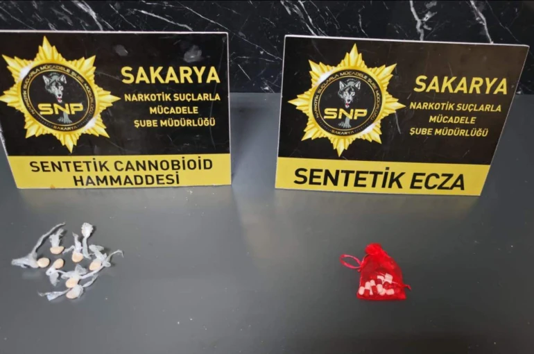 Uyuşturucu ile yakalanan sokak satıcısı tutuklandı