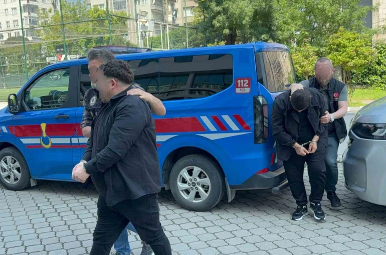 Uyuşturucu operasyonunda 2 şüpheli tutuklandı
