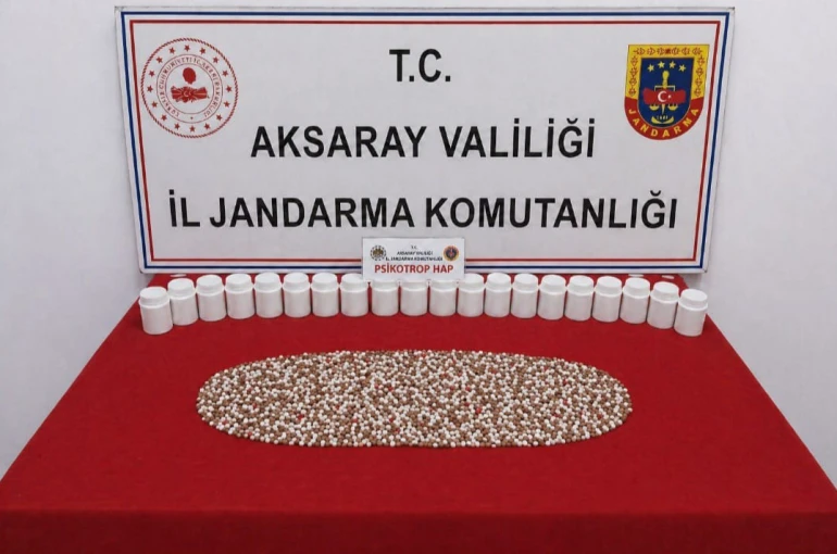Uyuşturucu tacirleri operasyonla yakalandı: 2 tutuklama