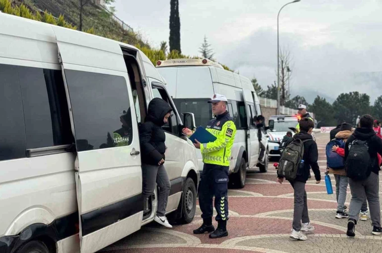 Üzerinde ’Okul Taşıtı’ yazısı olmayan servis aracına 2 bin 719 TL ceza
