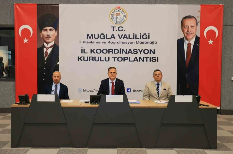 Vali Akbıyık’tan eski tip sürücü belgesi uyarısı